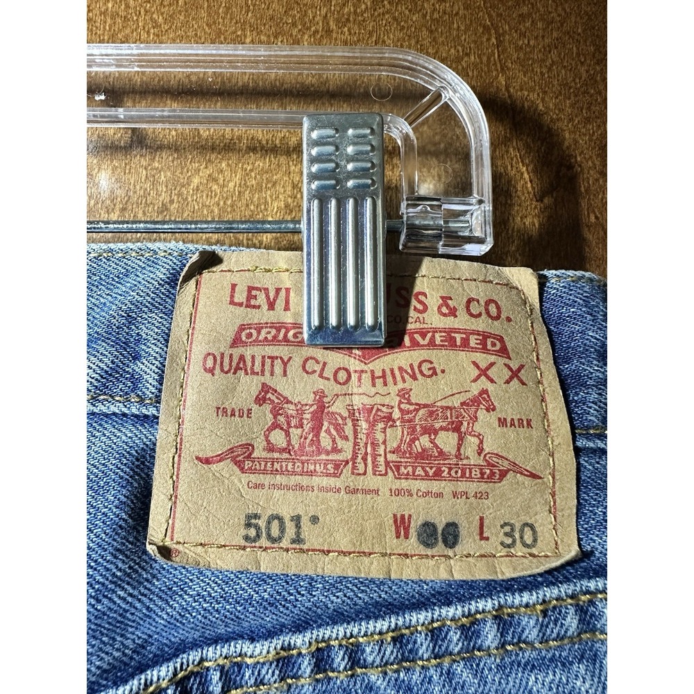 Vintage 2005 Levi's 501 Original Fit Jeans – Men's 36x30 - Picture 3 of 7